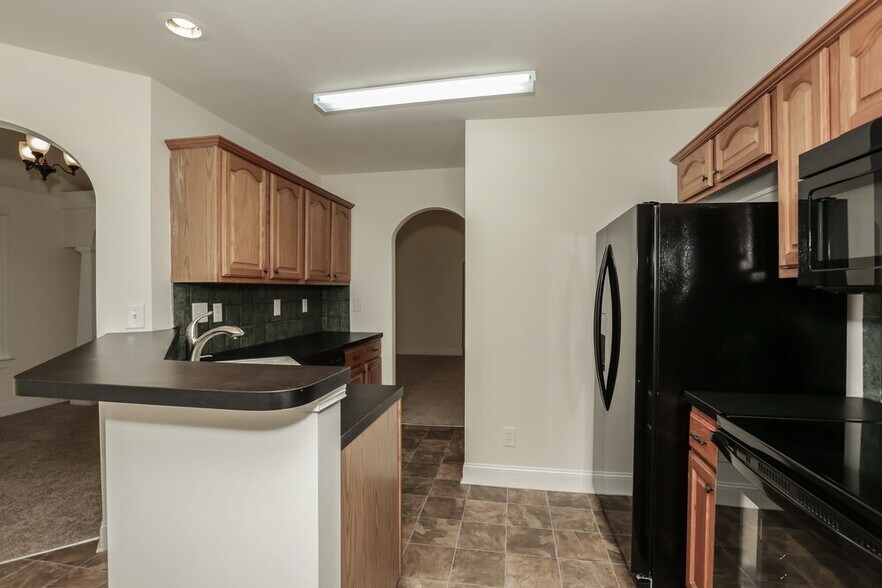 Building Photo - 2557 Paddle Pl NW