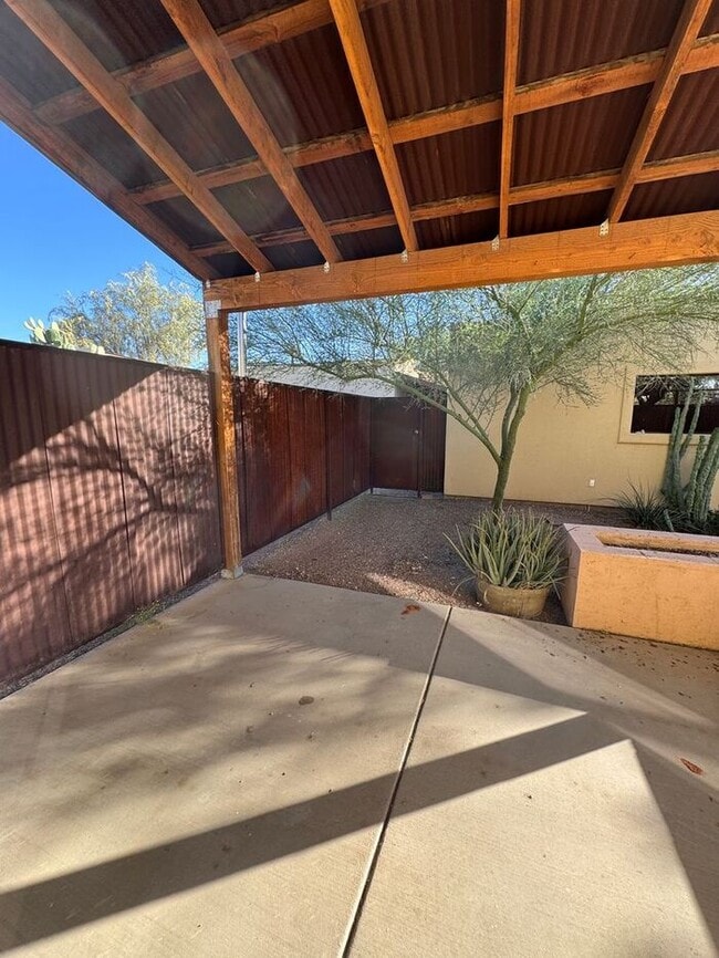 Building Photo - Charming 2 Bedroom, 2 Bathroom Home in Tucson, AZ