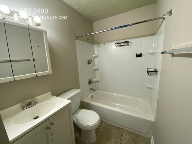 Building Photo - 6394 Schoel Ln