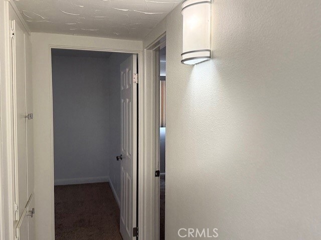 Building Photo - 45225 Sunset Ln