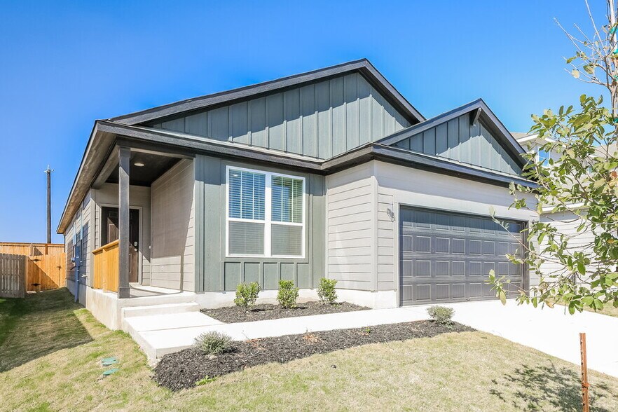 Building Photo - 10419 Monte Carmel Pl