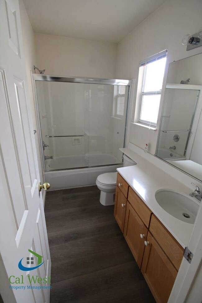 Building Photo - $5,995.00 - Gorgeous 2 Story 3 Bedroom 2.5 Bath Home steps away from Downtown Mountain View and C...