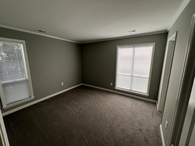 Guest Bedroom - 4611 Timbermill Ct