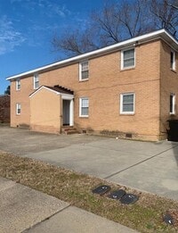 Building Photo - 708 Portsmouth Blvd