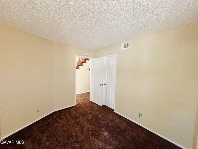 Building Photo - 43242 Cottage Ln