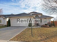 Building Photo - 12343 W Abram Dr