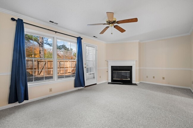 Building Photo - 2 Bed 2 Bath Home for rent in Yorktown!