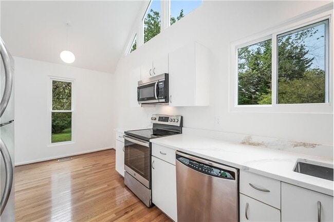 Building Photo - 11916 Moss Point Ln