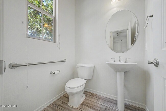 Building Photo - 1575 W Marlin Dr