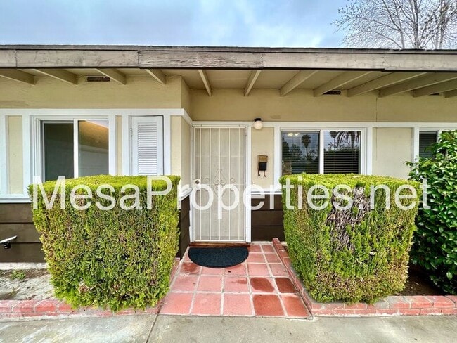 Building Photo - 557 Highlander Dr