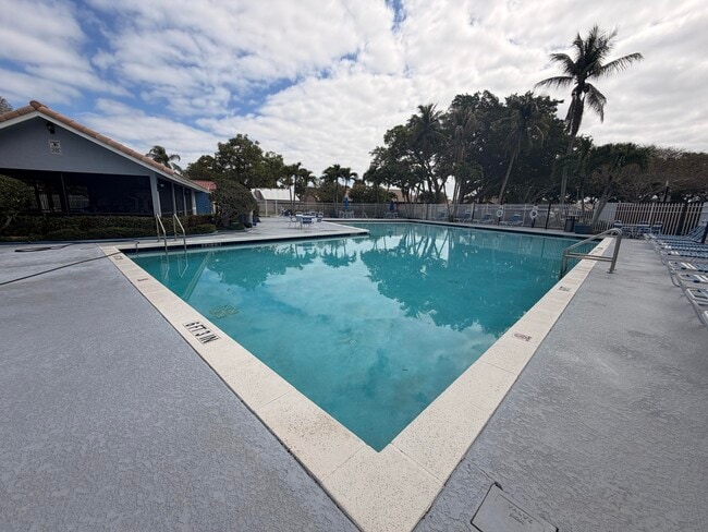 Building Photo - 9856 Watermill Cir