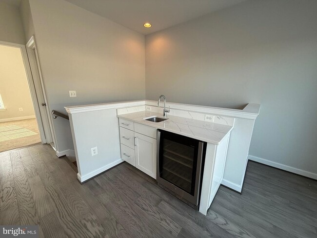 Building Photo - 620 Leigh Wy.