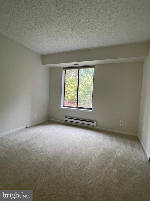 Building Photo - 15311 Beaverbrook Ct