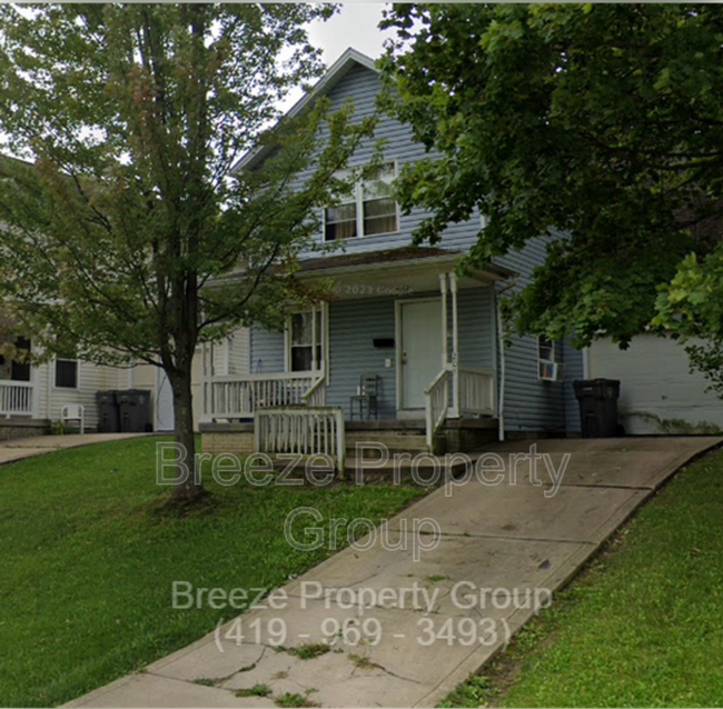 Building Photo - 205 W Chalmers Ave