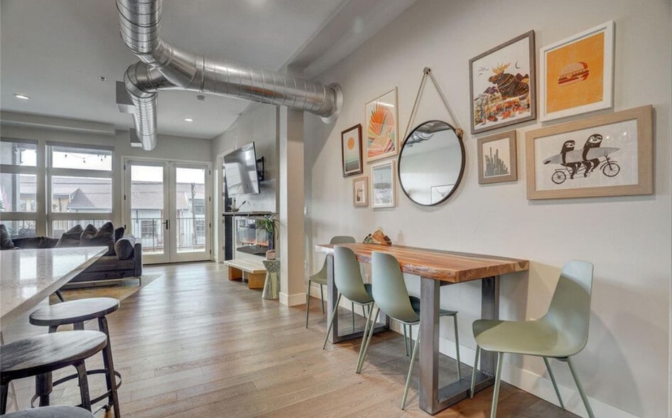 Building Photo - 3198 Blake St