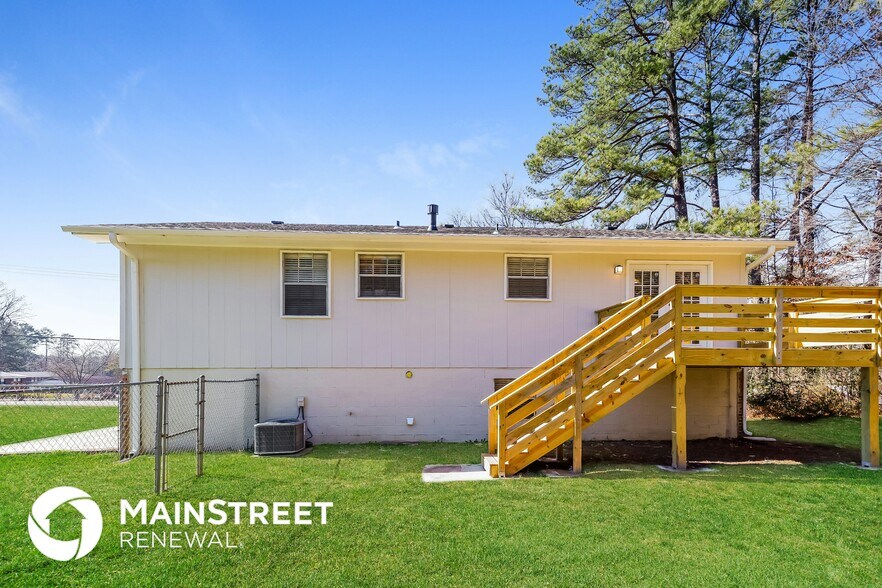 Building Photo - 2813 Sayers Rd
