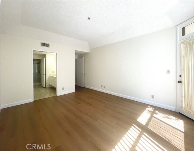 Building Photo - 2563 Plaza del Amo