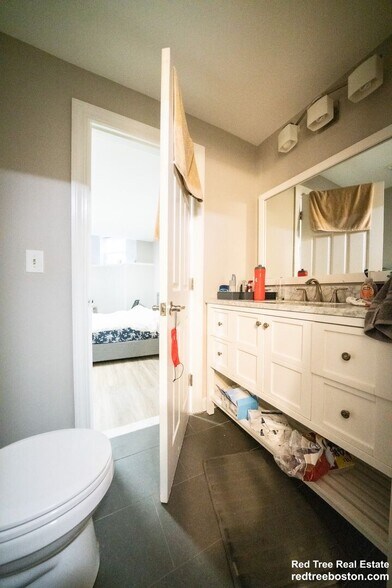 Building Photo - 191 Saint Botolph St