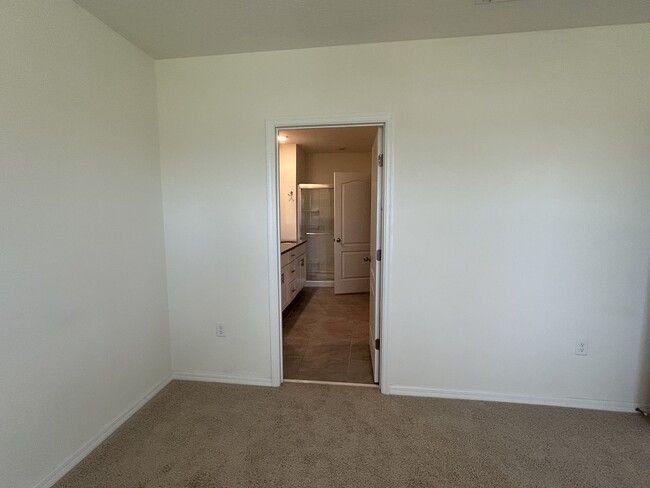 Building Photo - 1356 Cork Dr