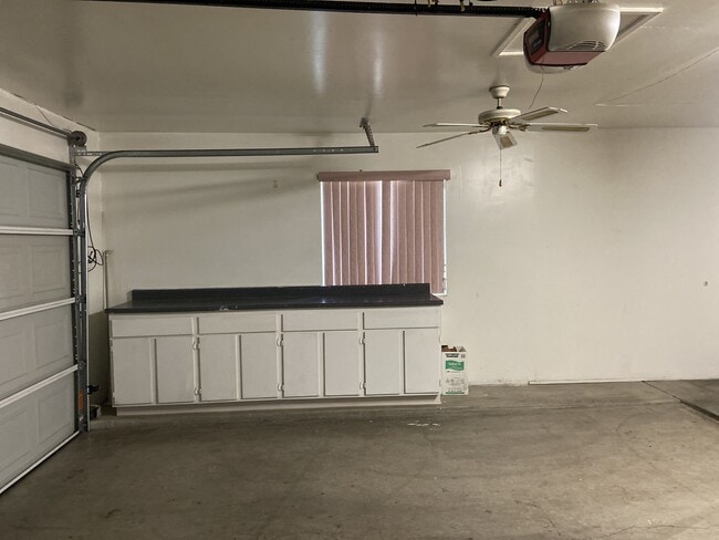 Building Photo - 6903 Creamery Ln