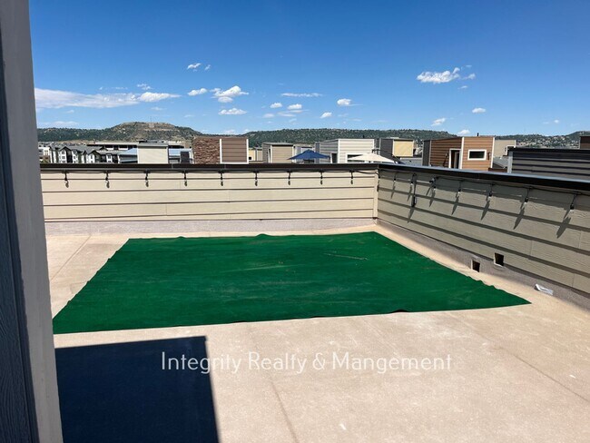 Building Photo - 2457 Majorca Dr