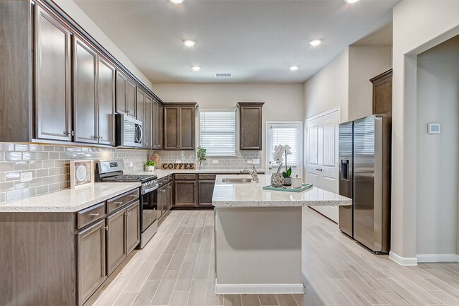 Building Photo - 5311 Sunway Dr