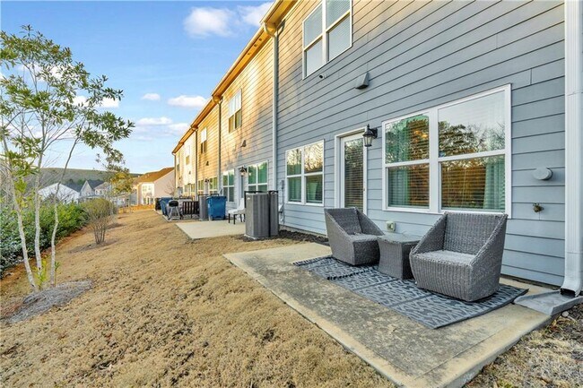 Building Photo - 1959 Hidden Hts