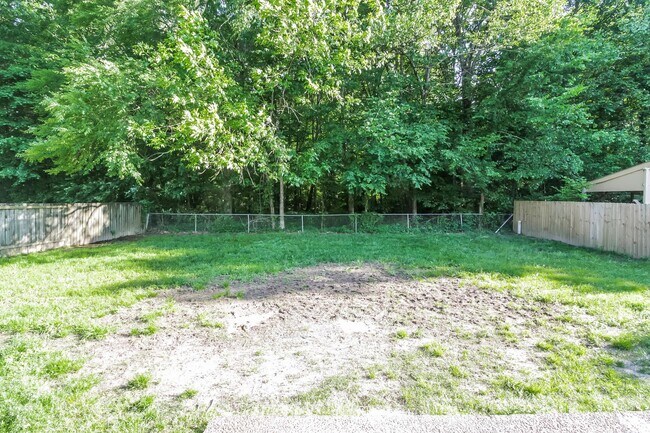 Building Photo - 6625 Santaolina Dr