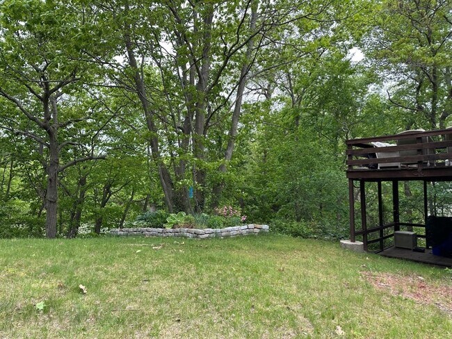 Building Photo - 15 Curlew St