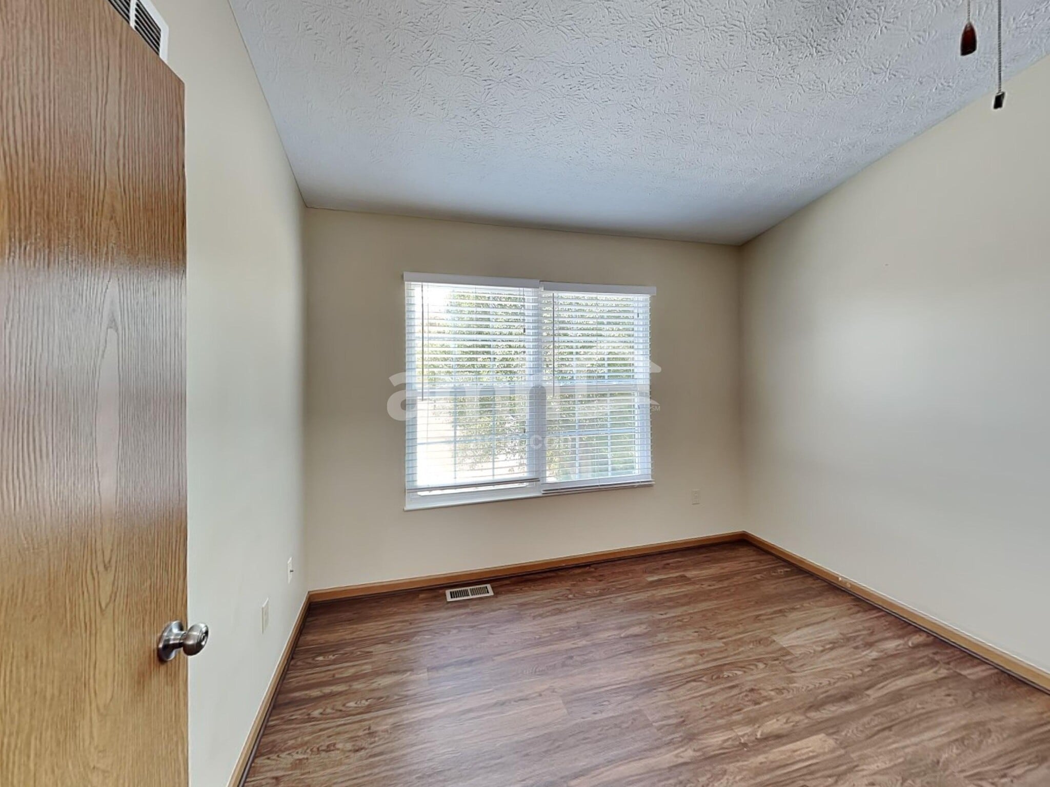 Building Photo - 115 Grove Run Rd