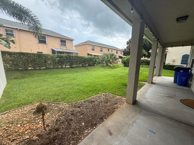 Building Photo - 114 Owl Pointe Cir