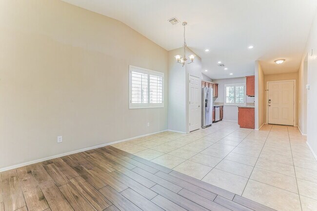 Building Photo - 8127 S 5th Ave