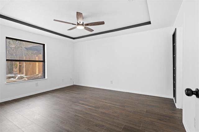 Building Photo - 5349 Northridge Blvd