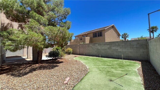 Building Photo - 10645 Brianhurst Ave