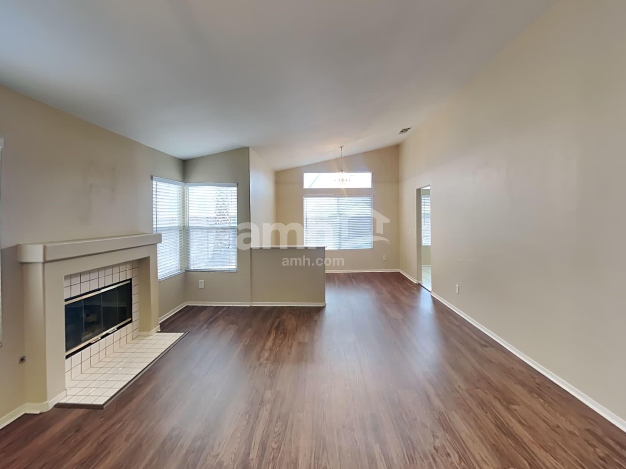 Building Photo - 1812 Sierra Valley Way