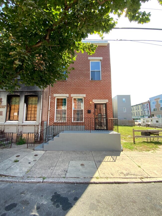 Building Photo - 2207 N 18th St