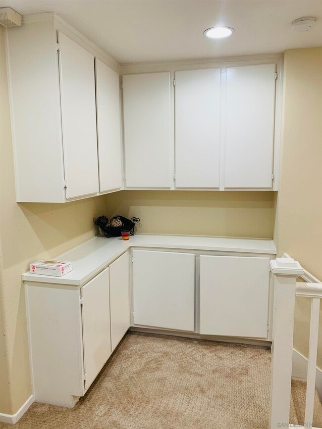 Building Photo - 2530 Falcon Valley Dr