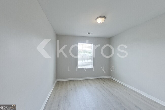 Building Photo - 454 Kildare Wy