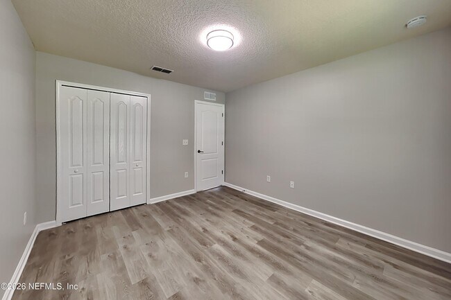 Building Photo - 45512 Ingleham Cir