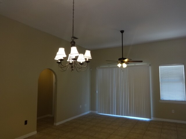 Building Photo - 2395 Key Ave