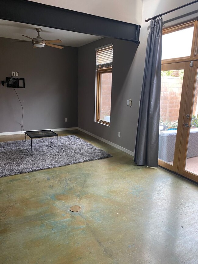 Building Photo - Contemporary 2 Bedroom, 2.5 Bath townhouse...