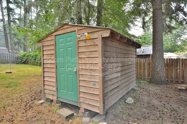 Building Photo - 11960 N Government Wy