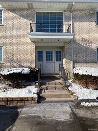 Building Photo - 42285 Woodward Ave