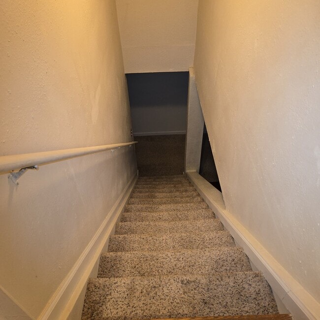 Building Photo - 4562 Gavin Woods Ct