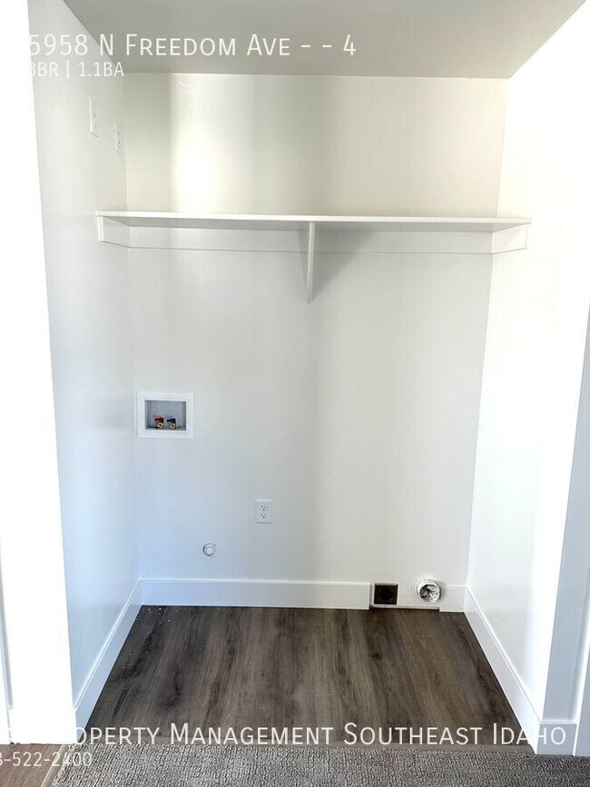 Building Photo - 5958 N Freedom Rd