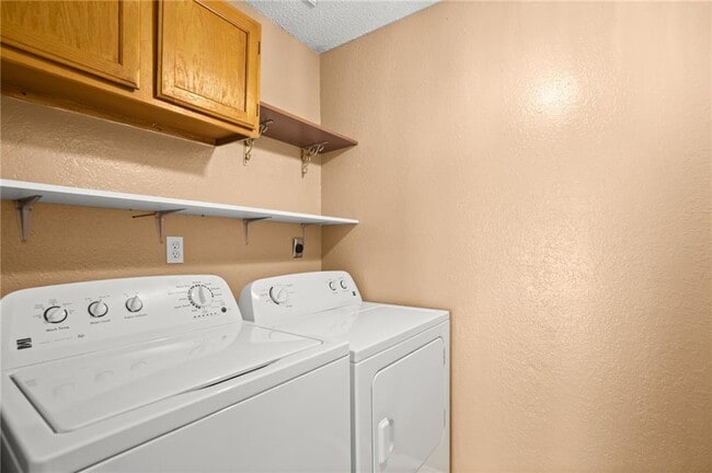 Building Photo - 1134 Orchard Park Cir