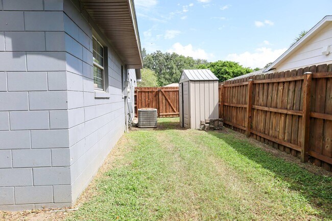 Building Photo - 4688 Posada Dr