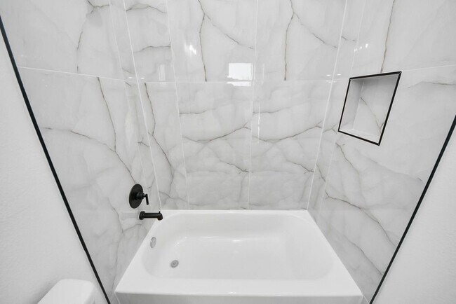 Building Photo - 7973 Joy St