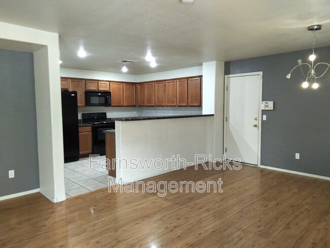 Building Photo - 3890 E Jasper Dr