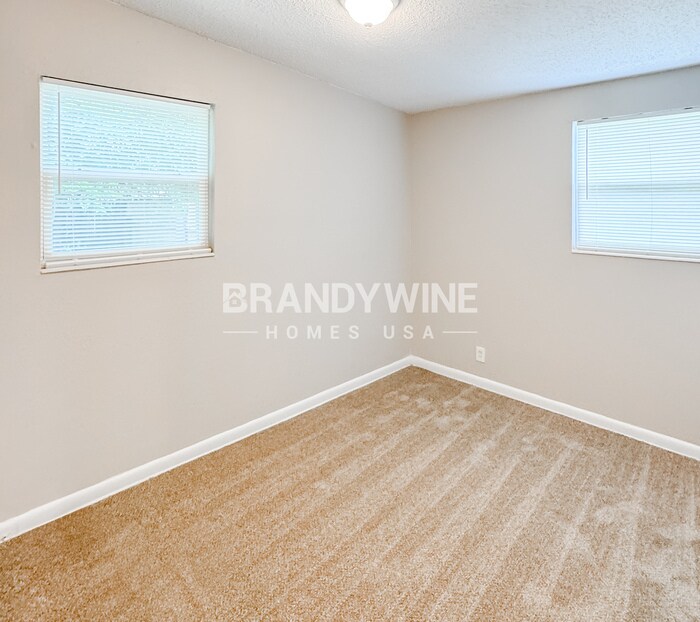 Building Photo - 2518 Congaree Dr W